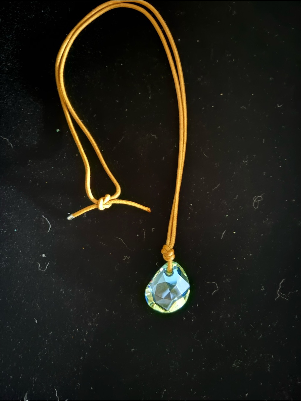 Swarovski Galet Erinite Green Retired Crystal Pebble Pendant Cord Necklace Rare
